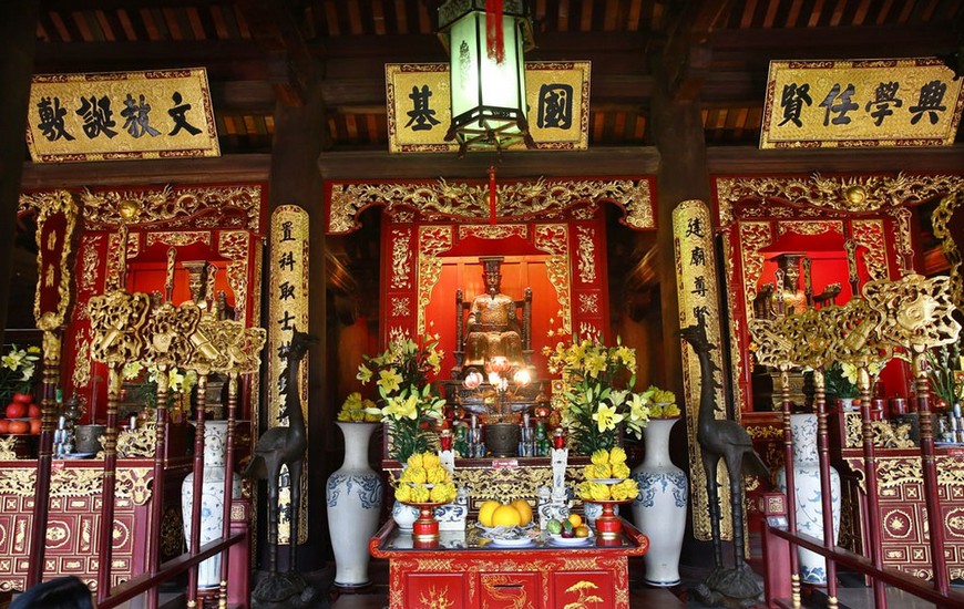 Three kings constructing the Temple of Literature Complex