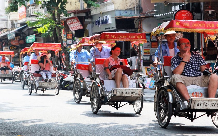 ricksaw ride around Hanoi