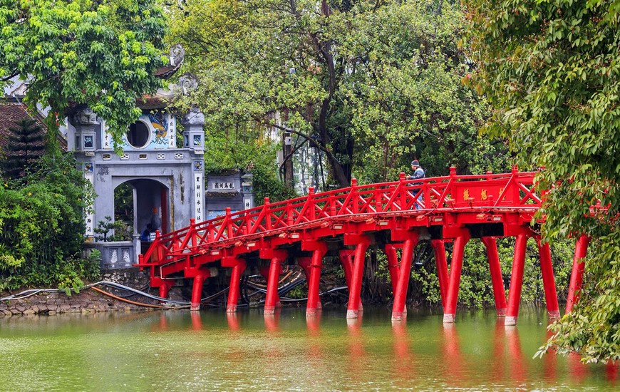 Hoan Kiem Lake