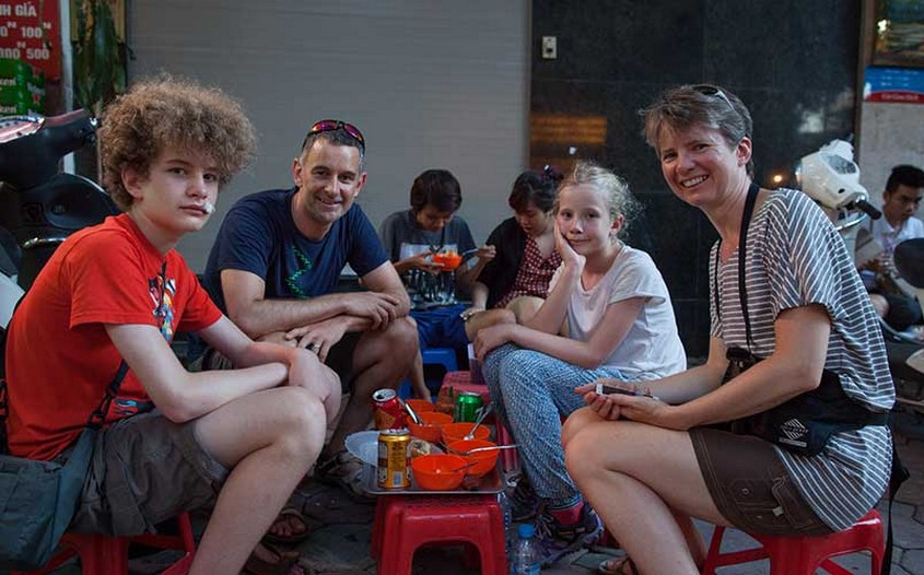 Hanoi street food tour with kids