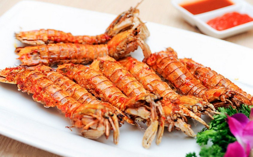 Mantis Shrimp - best local cuisines in Vietnam