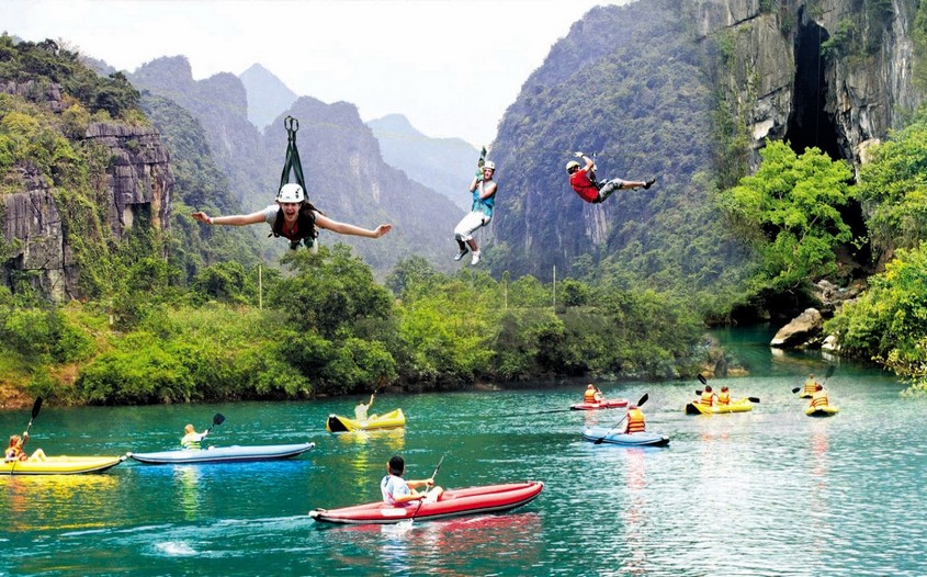 zipline in Phong Nha