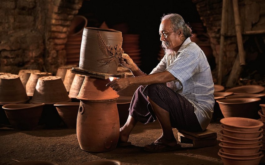 bat trang pottery village tour